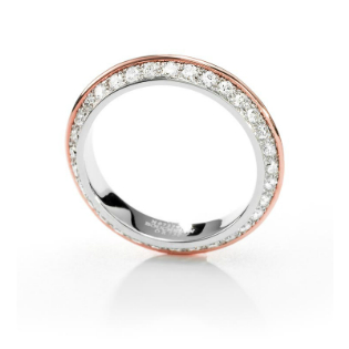 人気のピンクゴールド・ピンクダイヤモンドの婚約指輪をｃｈｅｃｋ