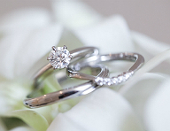 婚約指輪の素材